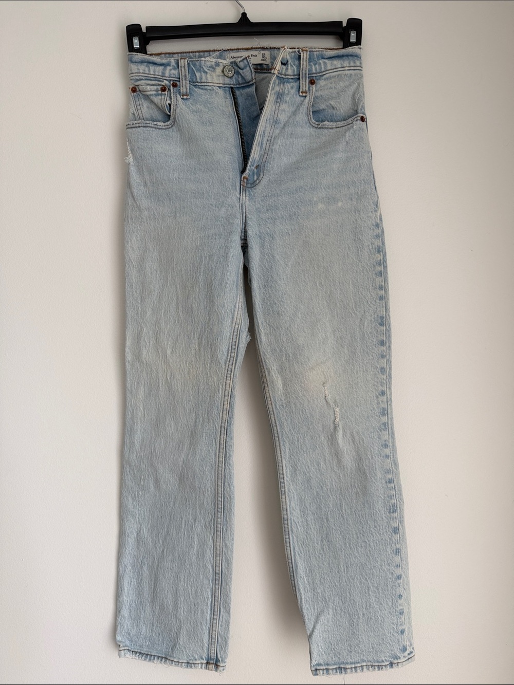 Abercrombie & Fitch The 90s Straight Ultra High Rise Jeans
